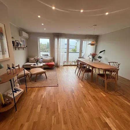 Appartement Large Close To Ons Madla